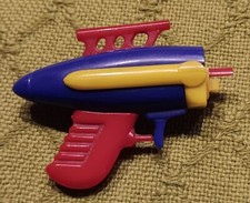 Vintage toy part space gun, lazer gun missing front saucer 