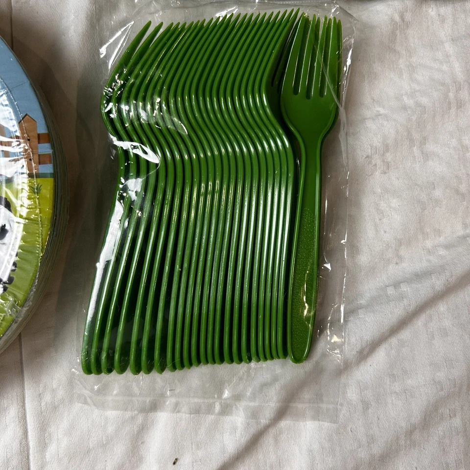 Decor Life Tractor Table, Ware Supply Plates, Napkins Forks - Image 2 of 4