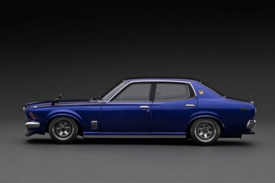 Finished Product ignition model 1/18 Nissan Bluebird U 2000GTX