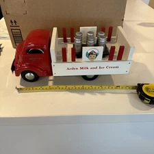SMITTYS TOYS SMITH MILLER VINTAGE ARDEN MILK AND ICE CREAM TRUCK