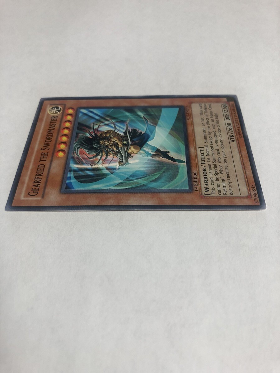 YUGIOH FIRST EDITION GEARFRIED THE SWORDMASTER SD5-EN016