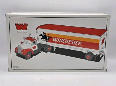 Winchester First Gear 1/34 Scale 1996 Collector Series Rare 10-1858 New