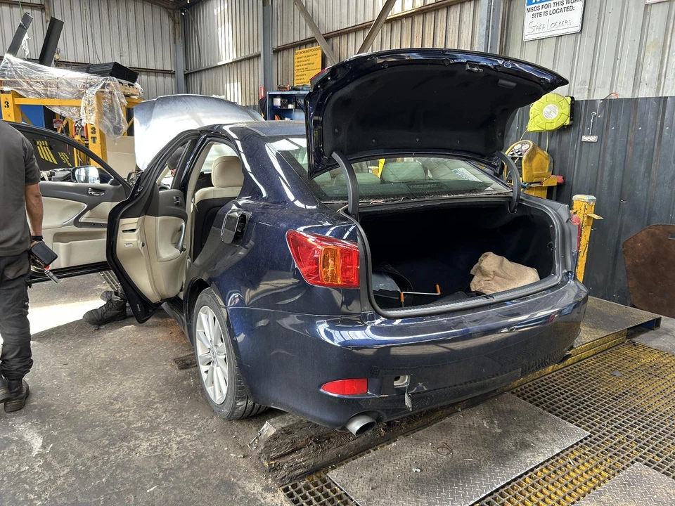 Lexus IS250 Engine ECU GSE20 11/2005-12/2014 - image 4 of 4