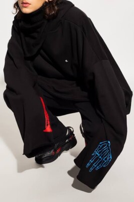 RAF SIMONS OVERSIZED PRINTED SCARF HOODIE WITH CORDS AT HEM 690.00   SİZE 1