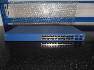 Netgear ProSafe 24 Port Stackable Gig Smart Managed Switch GS724TS V1H1 4 X SFP