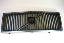VOLVO240CLASSIC純正フロントグリル 1372322-6 VOLVO240CLASSIC純正