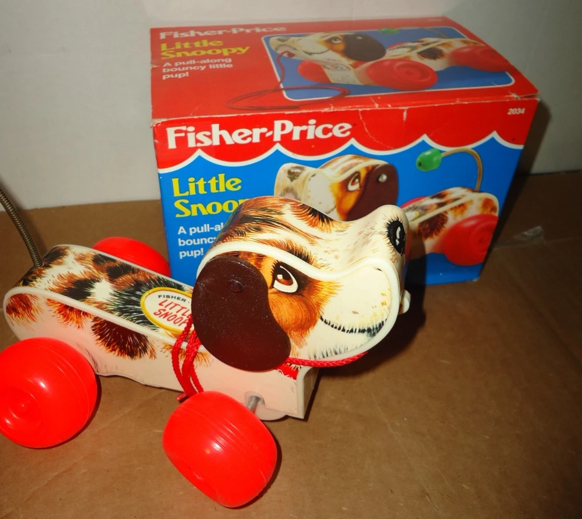 Preços baixos em Brinquedo de Puxar Snoopy em Brinquedos de Puxar