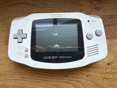 Nintendo Game Boy Advance AGB-001   weiß