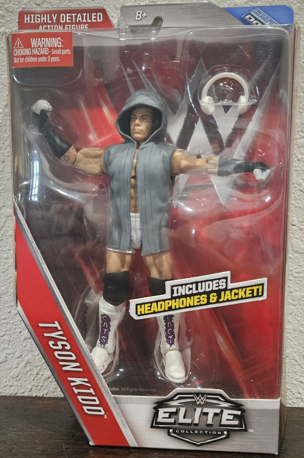 Mattel WWE Elite Collection Tyson Kidd w/ Headphones & Jacket SmackDown 2015