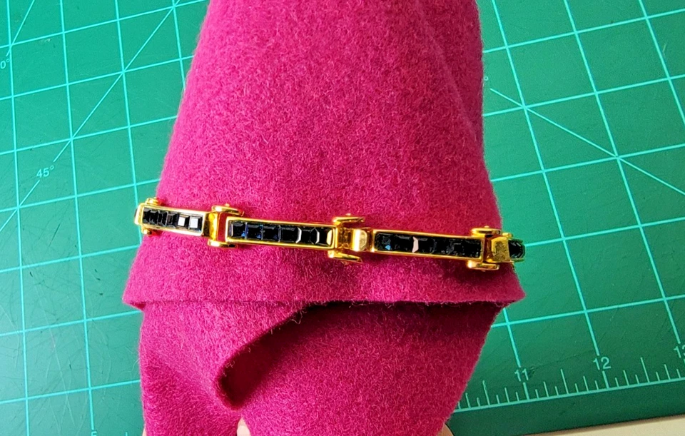 Pulsera Joyería de Moda Nolan Miller - Juego de Canales - Cristales Azules Cuadrados Foto 3 de 4