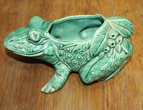Vintage Retro Collectible McCoy Large Green Frog Planter Pottery USA 8.25” Long