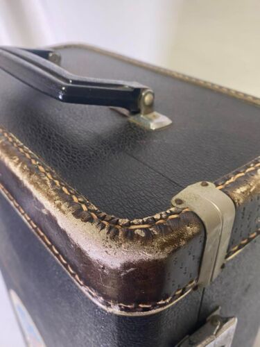 Vintage Tenor Saxophone & Clarinet Double Hard Case - Durable, Usable Condition - Picture 11 of 14