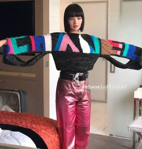 Chanel Egypt Pre-Fall 2019 19A Black & Multi Knit Logo Cashmere Sweater NWT New - Picture 2 of 14