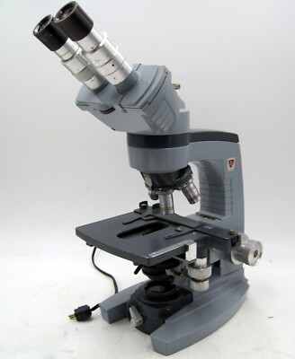 American Optical Spencer Series 10 Trinocular Microscope With 4 Objectives+Power