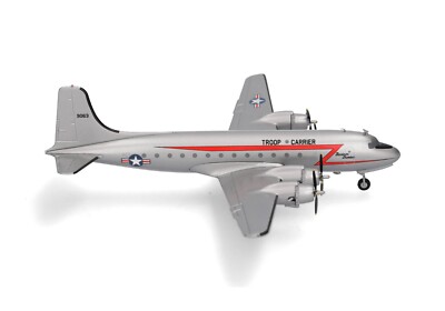573177 - U.S. Air Force Douglas C-54 Skymaster  Rosinenbomber 