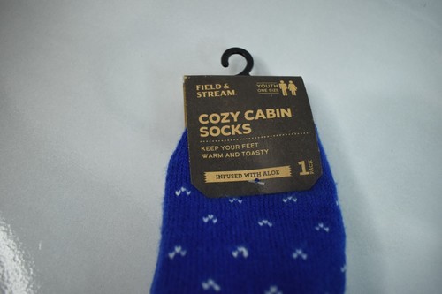 Cozy Cabin Fuzzy Ankle Socks 1pr ~ Youth One Size ~ NEW - Picture 2 of 3