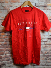 Levis T-shirt Small Red - NEW
