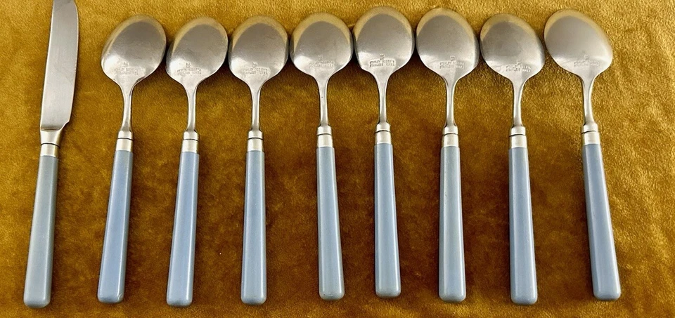 (8) Cucharas de sopa STANLEY ROBERTS SPECTRUM ACERO INOXIDABLE PIZARRA AZUL + Cuchillo de cena Foto 3 de 4