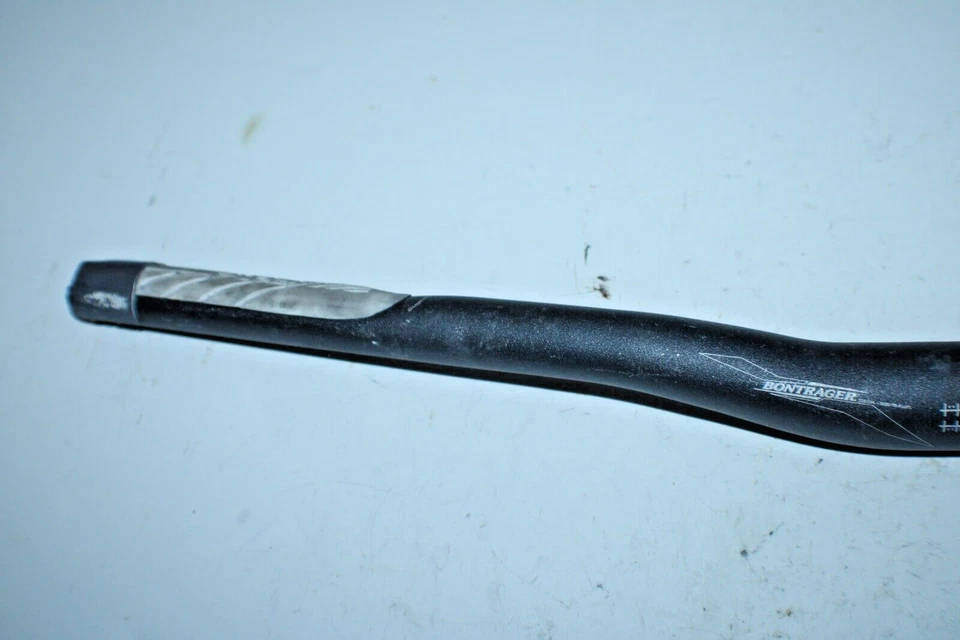 Manillar de barra plana Bontrager Isozone MTB 31,8/22,2 mm 60 cm 7° barrido ¡Envío a EE. UU.! Foto 4 de 4