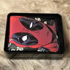 NIB Buckle-Down Men's Bi-fold Wallet - Marvel's Deadpool