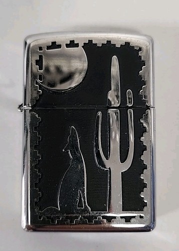 RARE VINTAGE Nocturne Howling Coyote Wolf Moon Cactus Zippo 1999 Mint BOXED - Picture 4 of 10