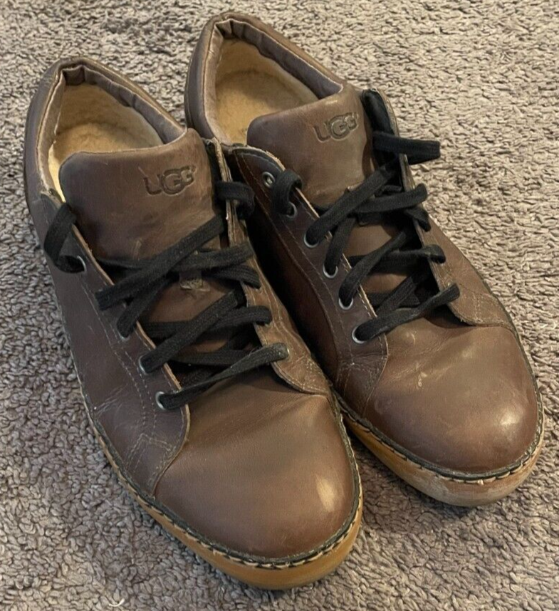 Pre- loved Ugg men’s shoes in excellent condition. UGG Shoes Loafers Mens 12 Brown Leather Sheepskin Shearling  main image 4