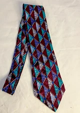 #7877 BENCH MARK MENS NECKTIE SILK MADE IN USA 3.75 X 56 BLUE MAROON