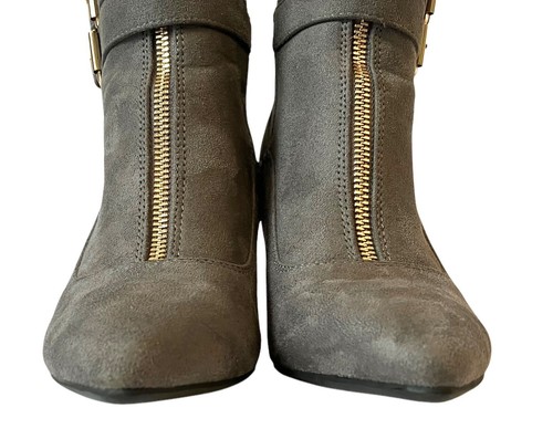 IDIFU Women's Gray Suede Buckle Strap Accent Zip Up Ankle Booties Sz 7.5 - Picture 11 of 16