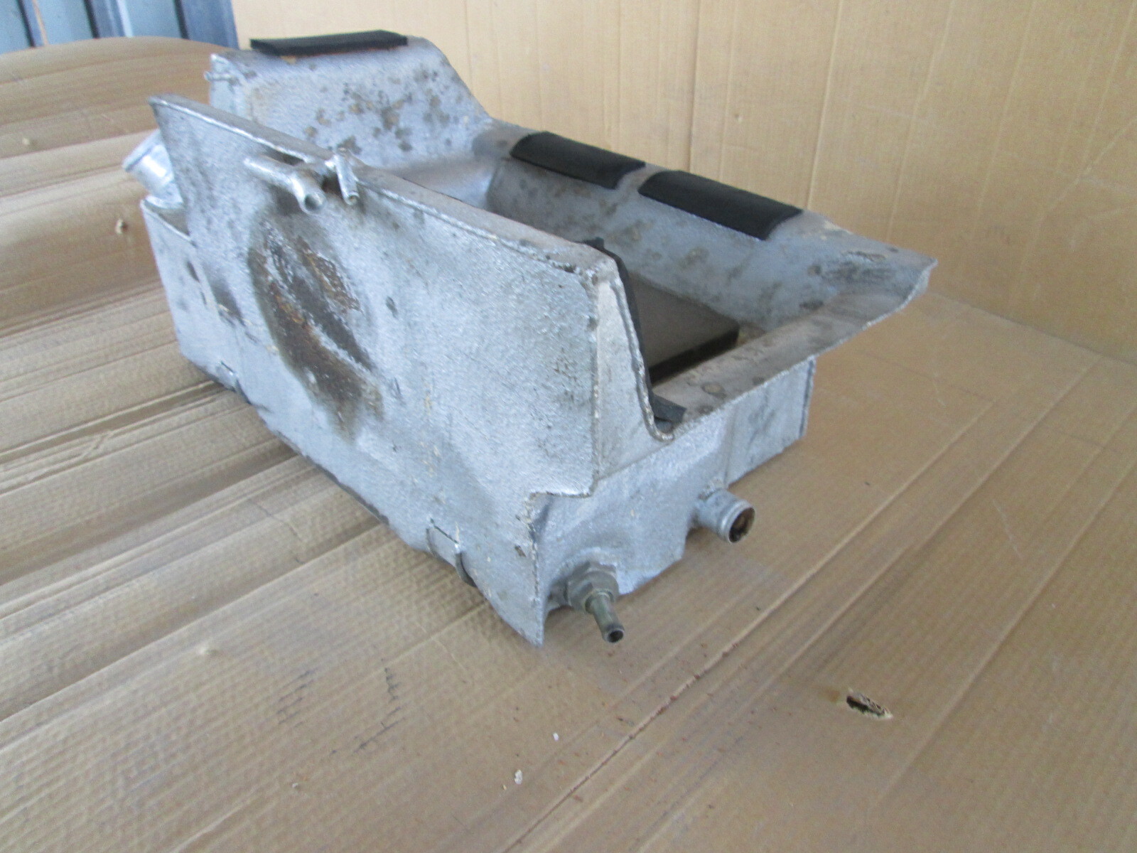 Ferrari Mondial 3.2 Coupe, Cabriolet   LH Fuel - Gas Tank USA Version   127178
