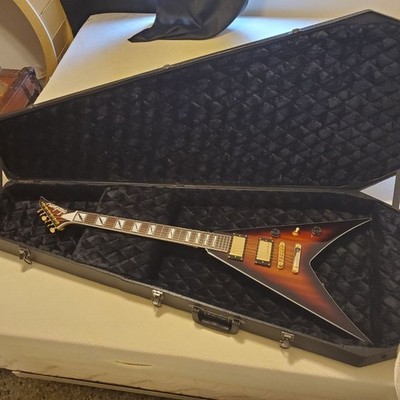Jackson King V Guitar Sunburst Finish Excellent Condition With Coffin Case