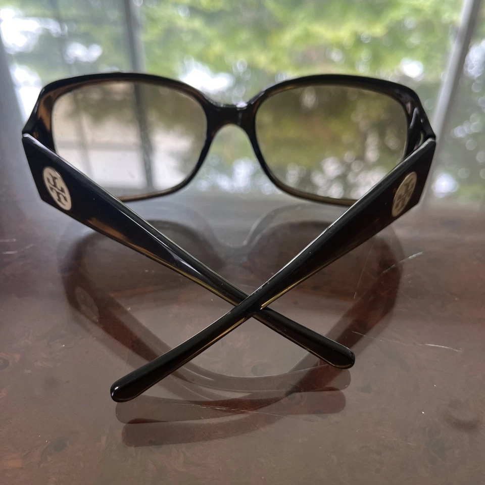 Gafas de sol Tory Burch negras TY7004 501/95 2N 58-17-130 Foto 4 de 4