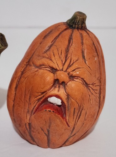 Vintage Pair Of Ugly Face Pumpkin Figurines - Ceramic - Picture 2 of 11