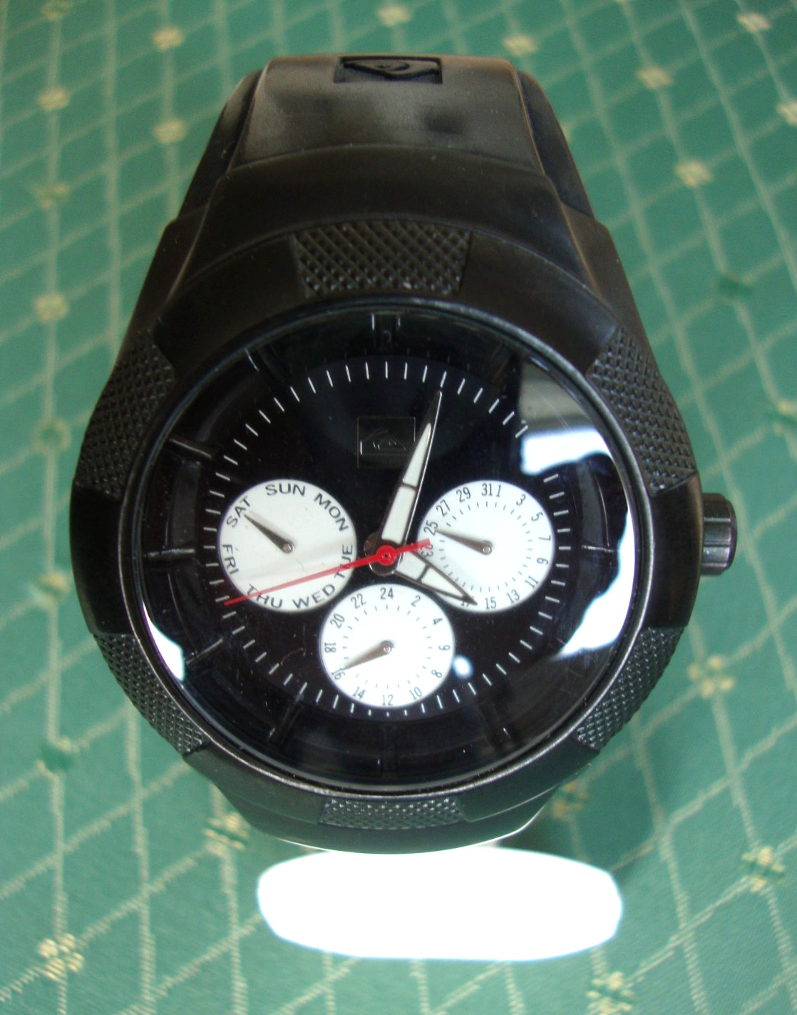 Montre PARAGON acier noir bracelet caoutchouc étanche pour homme