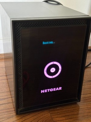 NETGEAR ReadyNAS RN51600 24TB (6x4TB) 6-Bay NAS WD RED Storage 516