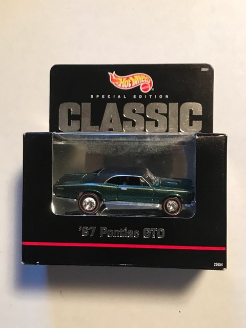 1967 pontiac gto diecast model