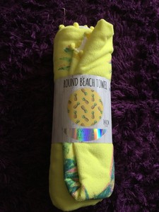 Détails Sur Primark Rond Ananas En Coton Serviette De Plage Vacances Libre Pp Uk Bnwt Afficher Le Titre Dorigine