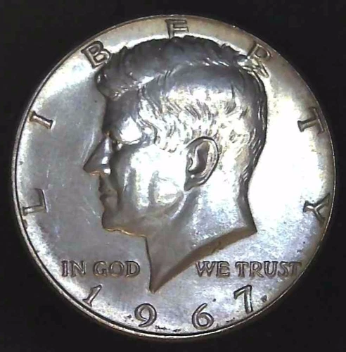 1967 50C Kennedy Half Dollar UNC 40% Silver 26stt0112