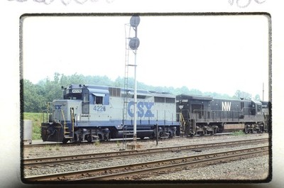 CSX GP30 #4226 Allentown PA Aug88 Kodachrome Train Foto Dia 35mm Neu