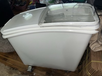 Baker's Mark 21 Gal White Plastic Mobile Ingredient Storage Bin with Lid, Scoop