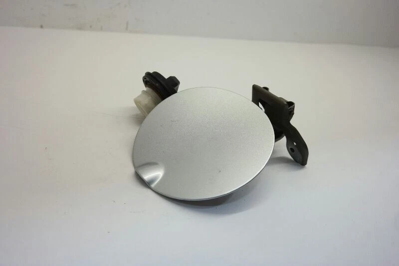 Porta de enchimento de combustível Ford Edge 2007 2008 2009 2010 prata - Imagem 2 de 4