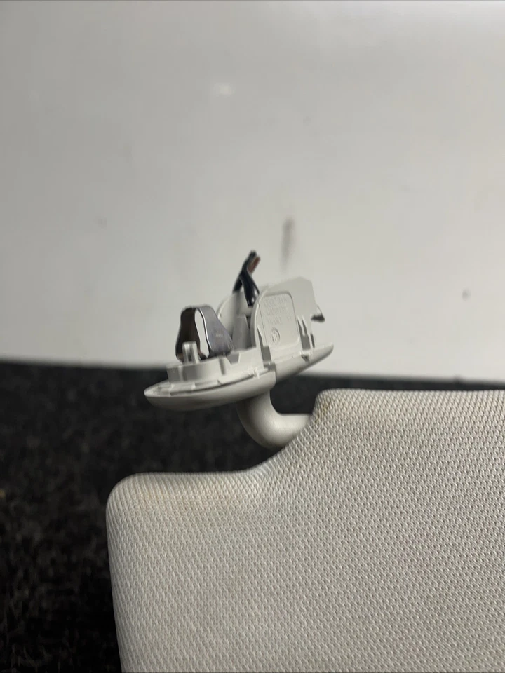 ☑️ AUDI A6 2012-2017 - Parasol derecho / Espejo OEM 4G0857552A Foto 3 de 4