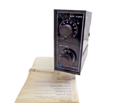 NEW DANAHER EAGLE SIGNAL ON/OFF REPEAT CYCLE TIMER DA1110A301 DA100 MINIFLEX 
