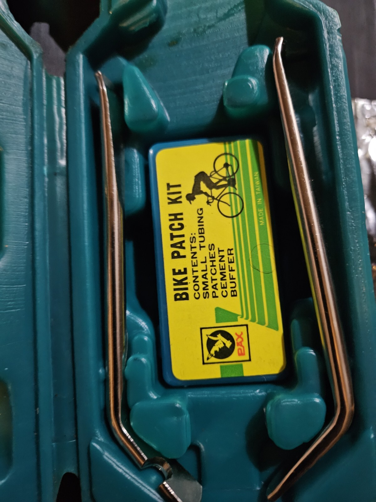 BICYCLE TOOL REPAIR KIT . Shaped & Mounted as a Water Bottle Patch Kit + More 