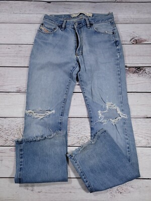 Diesel Basic Jeans Mens 31 Italy Straight Leg Distressed C5