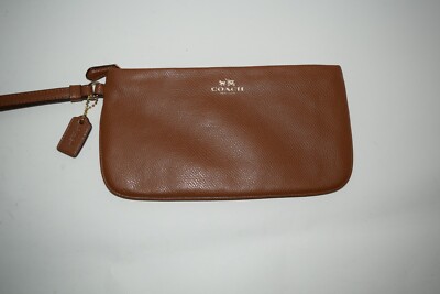 COACH ブラウンレザー ポーチ COACH CROSSGRAIN LEATHER LARGE CORNER ZIP WRISTLET POUCH WALLET