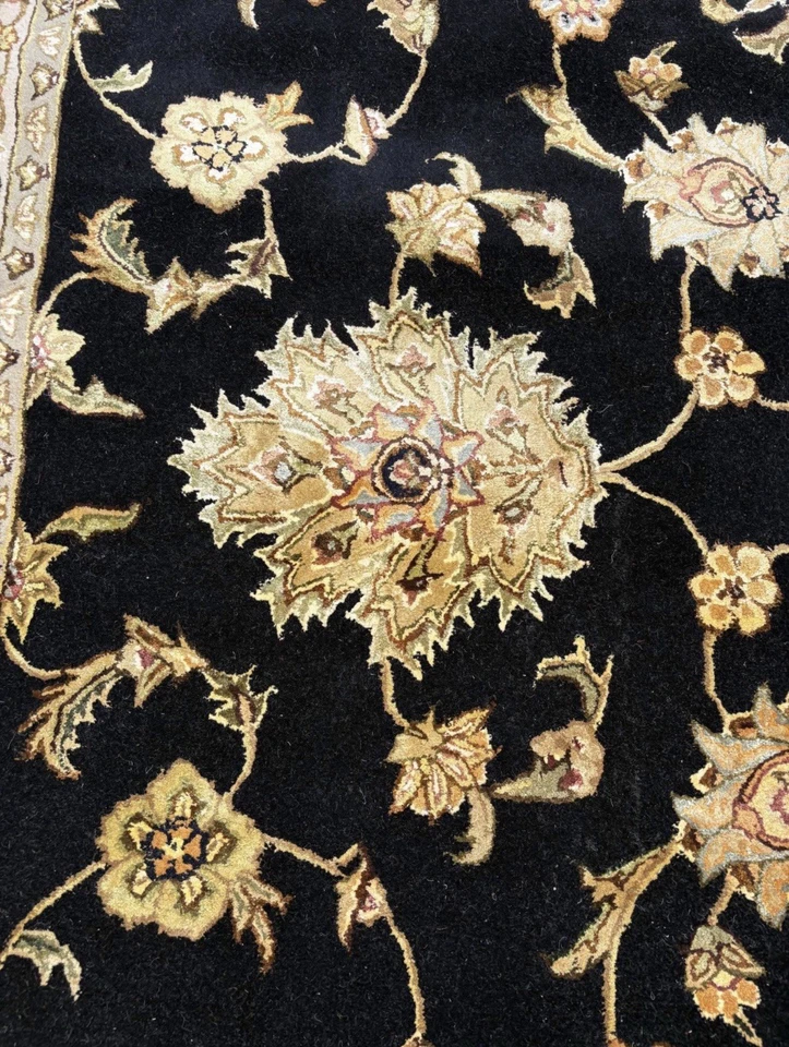 LUXURY Hand-Tufted WOOL & SILK Rug 8x10 - Floral TÂBRIZ - Black & Cream - Image 2 of 4
