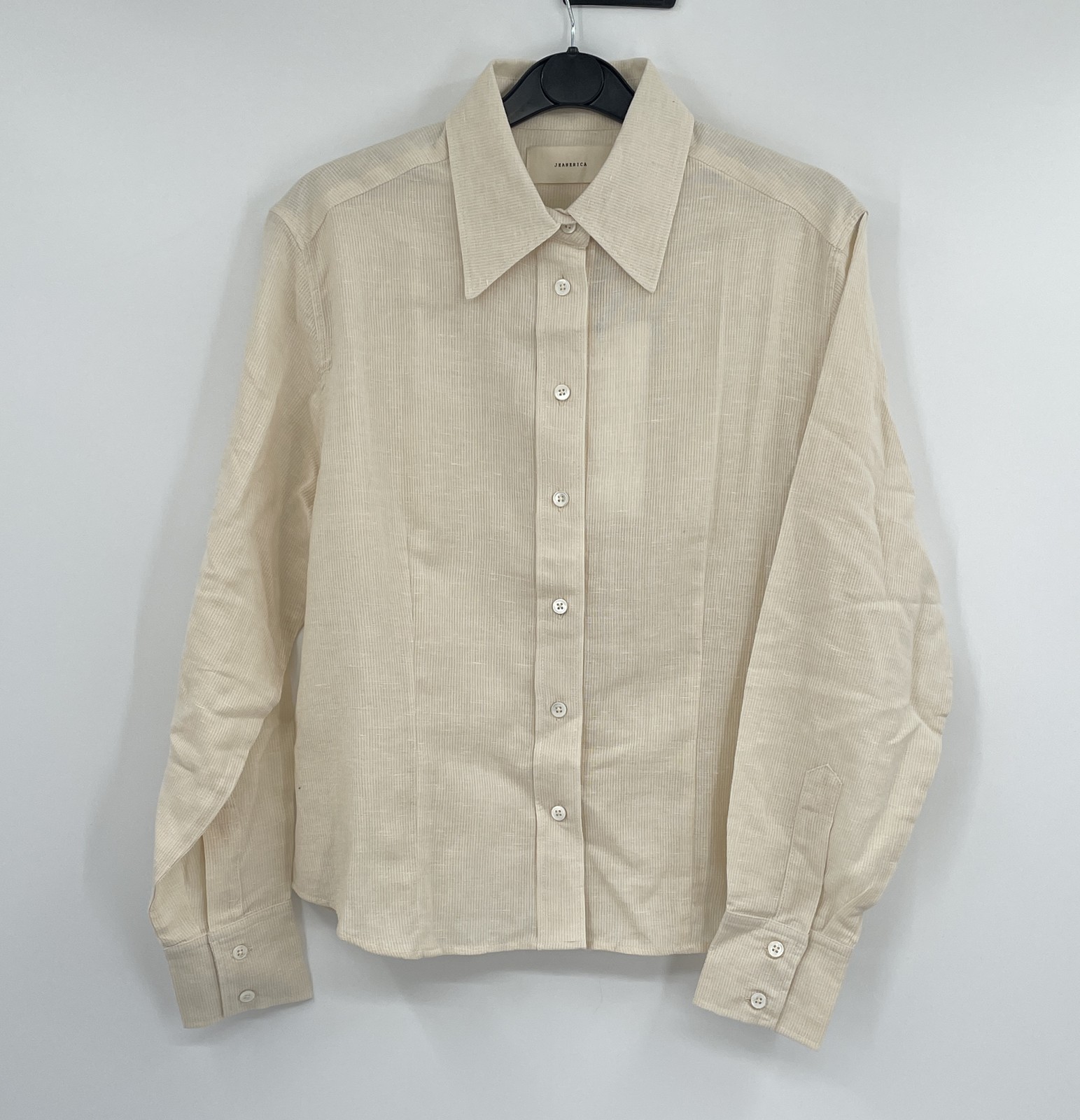 Jeanerica Womens Button Down Shirt Off-White Size S Martha Fitted Hip Short Cut