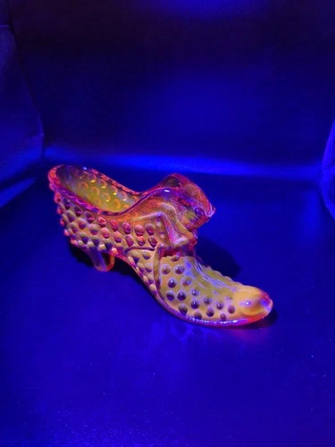 Vtg Fenton Amberina Cat Head Hobnail Glass Shoe Boot Slipper Cadmium UV Glows
