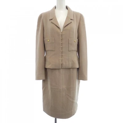 Authentisches [Vintage] CHANEL Set #230-000-042-5550 - Bild 1 von 4