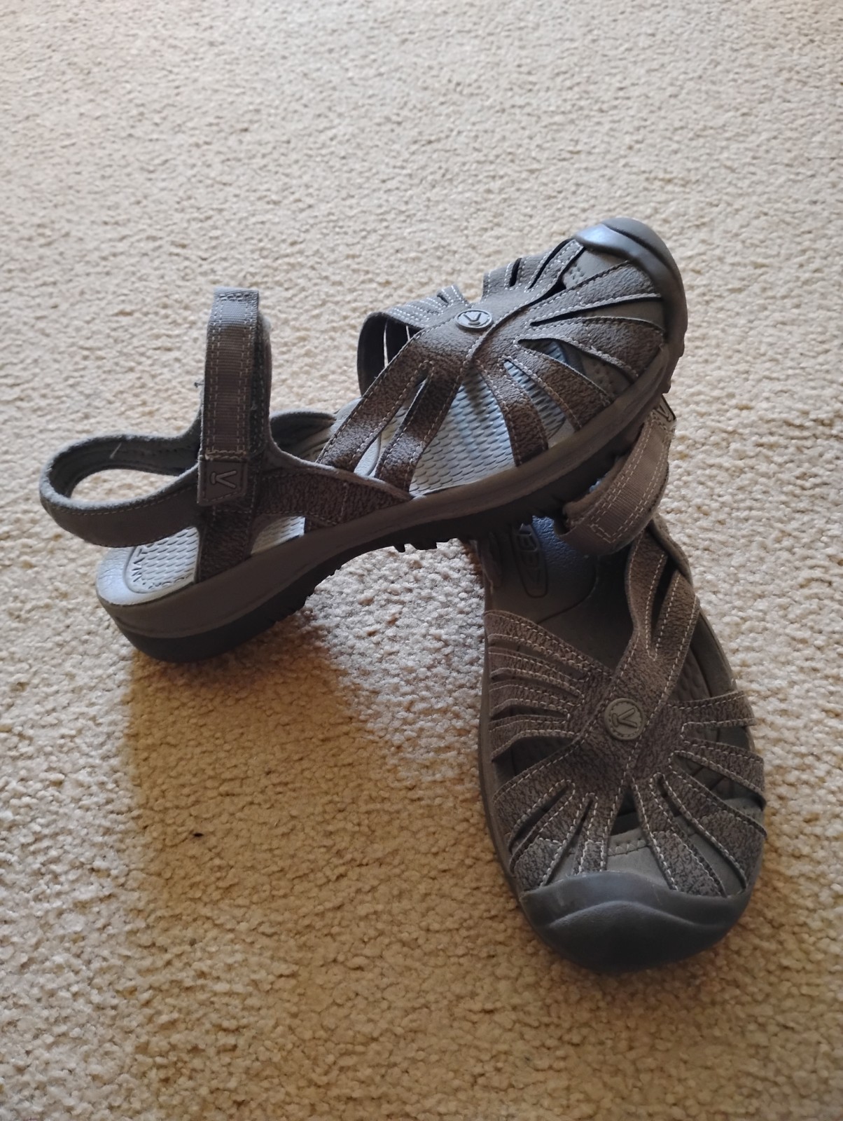 Sandali donna Keen 9